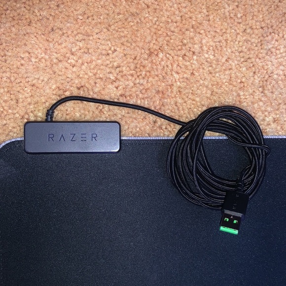 Razer Goliathus Extended Chroma Gaming Mousepad - Picture 2 of 5